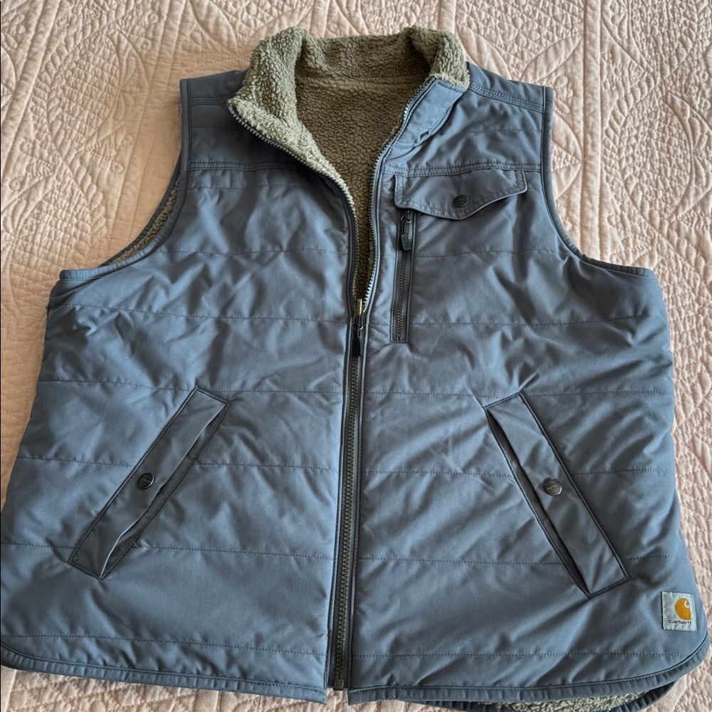 Carhartt Women's Serpa Lined Reversible Vest. Excellent Condition